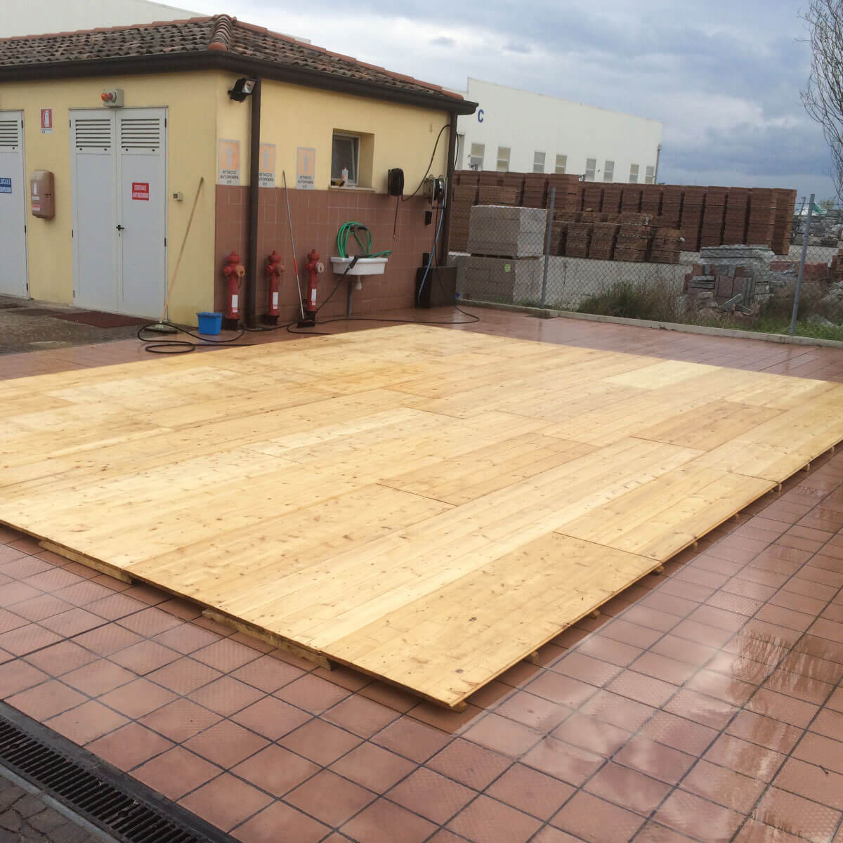 pedane di legno per esterni